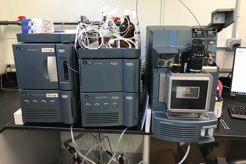 Laboratory equipment